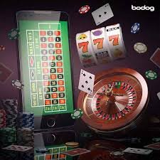 m2lone Online Slots Myanmar Mobile App ဖြင့် ကစားနေသောမြင်ကွင်း
